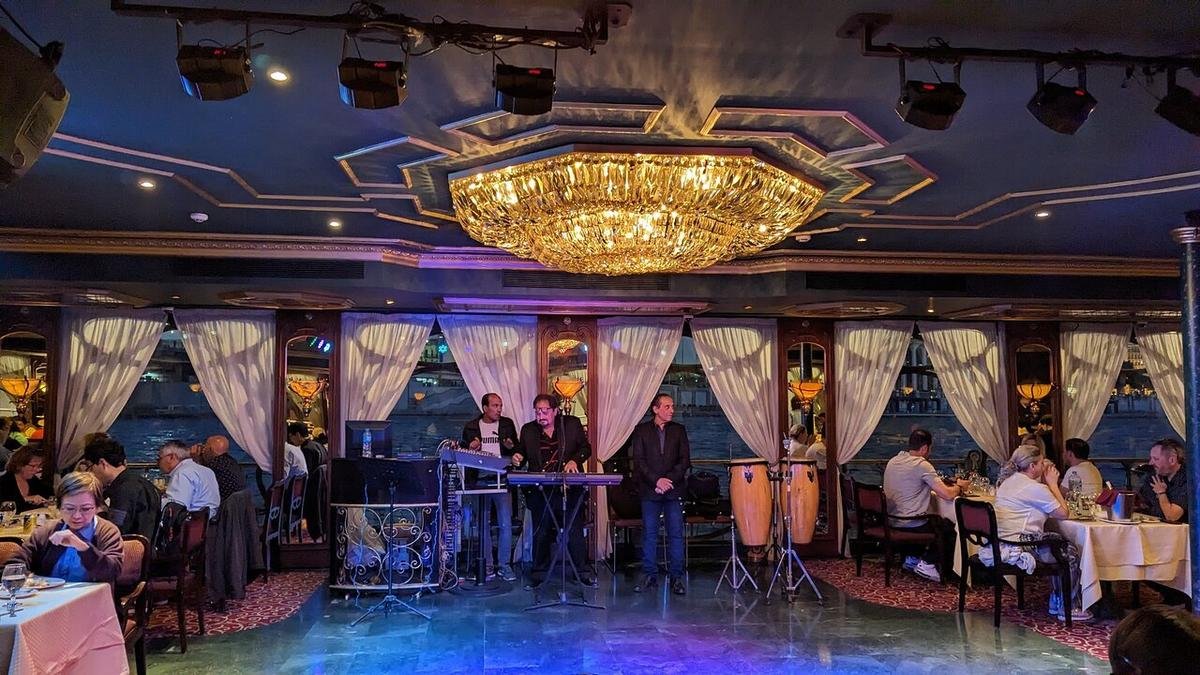 Nile Dinner Cruise From Cairo